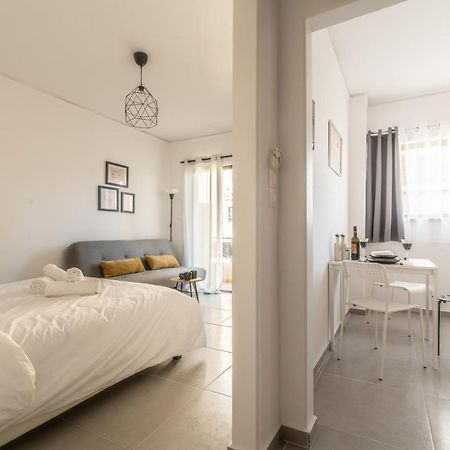 Envite Apartment In City Center Iraklion Buitenkant foto