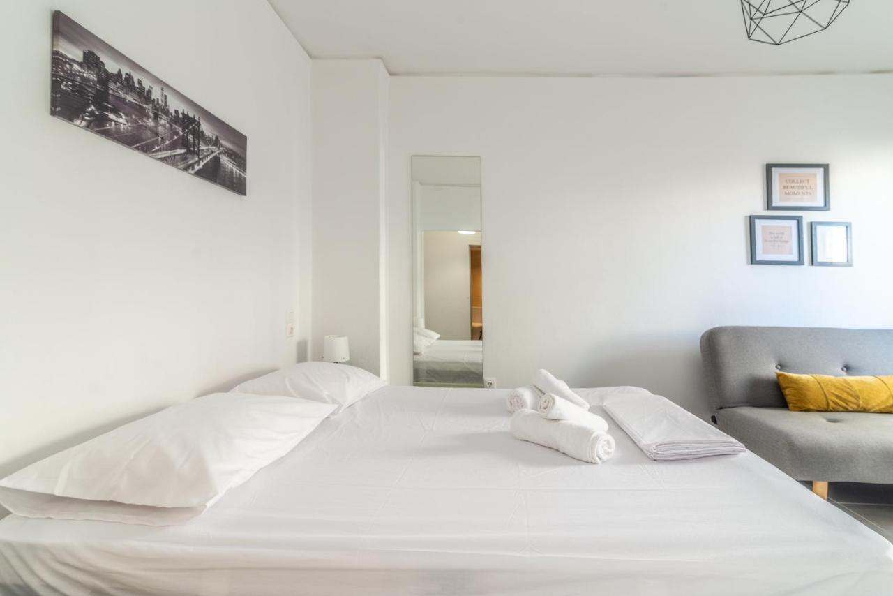 Envite Apartment In City Center Iraklion Buitenkant foto
