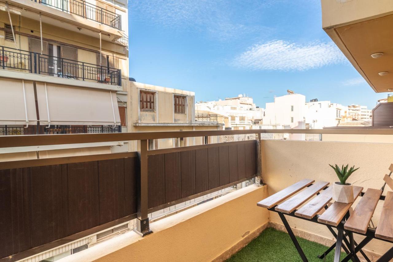 Envite Apartment In City Center Iraklion Buitenkant foto